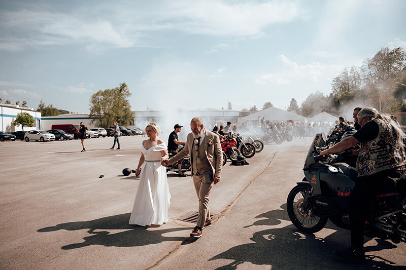 Wedding - Glückwünsche an das Brautpaar - Festgehalten von Niklas Gerdes